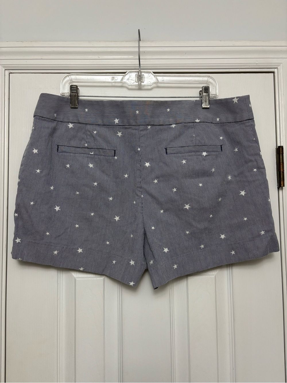LOFT Riviera Star Print Shorts Blue White Striped Coastal Preppy Summer 14 - Picture 3 of 5